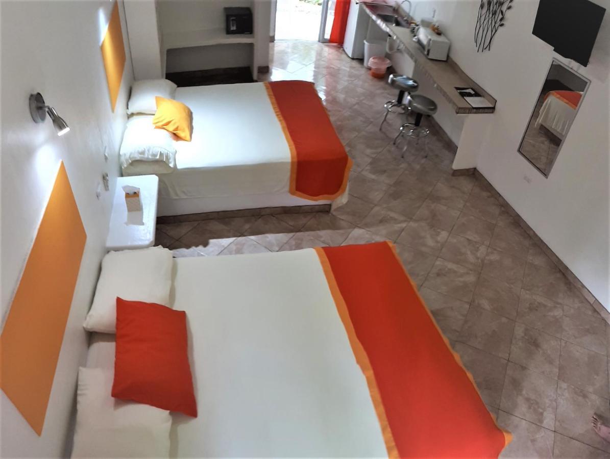 Tropical Paradise Bungalows Pital  Bagian luar foto